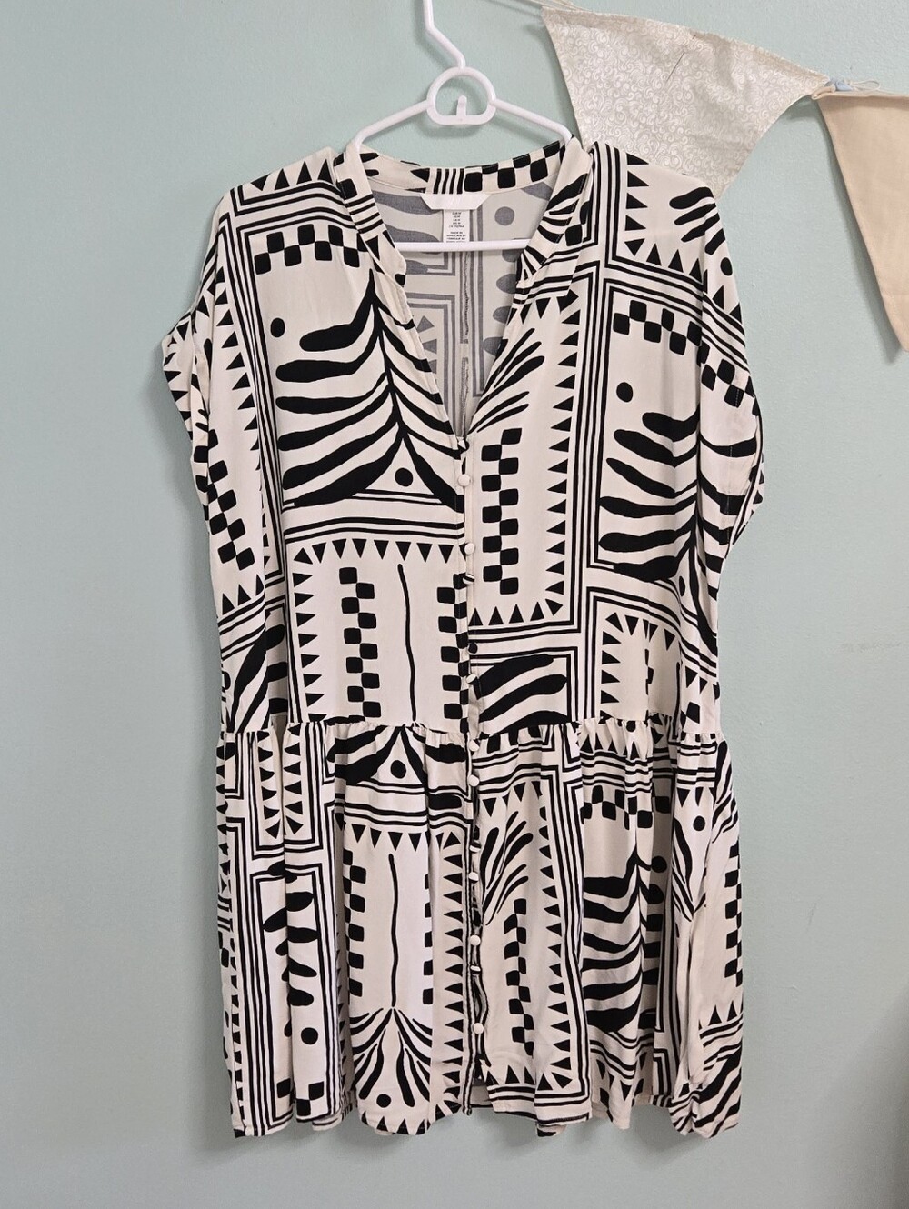 H&M Crinkled Tunic Mini Summer Dress Cream And Black Greek Resort Boho Pattern - Picture 2 of 8